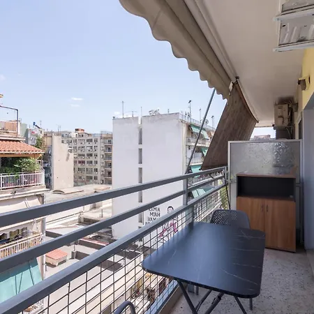 Classic 2bd Apartment Athens