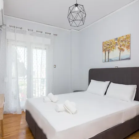 Classic 2bd Apartment Athens